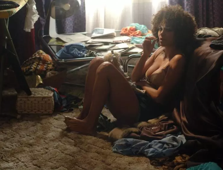 Кадр из Фрэнки и Элис (2009) Кадр из Фрэнки и Элис (2009)