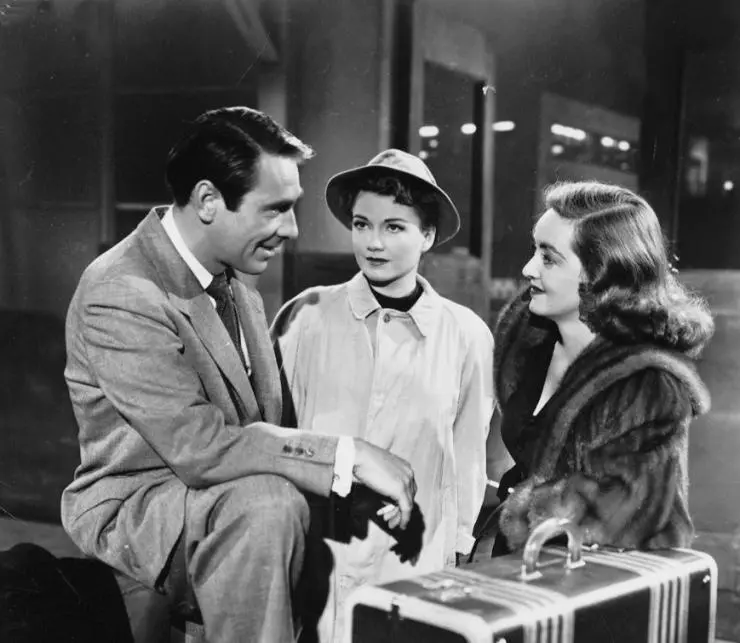 Кадр из Всё о Еве (1950) Кадр из Всё о Еве (1950)