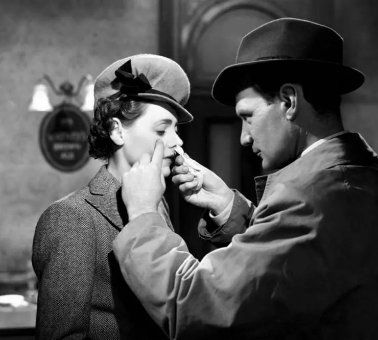 Кадр из Короткая встреча (1945) Кадр из Короткая встреча (1945)