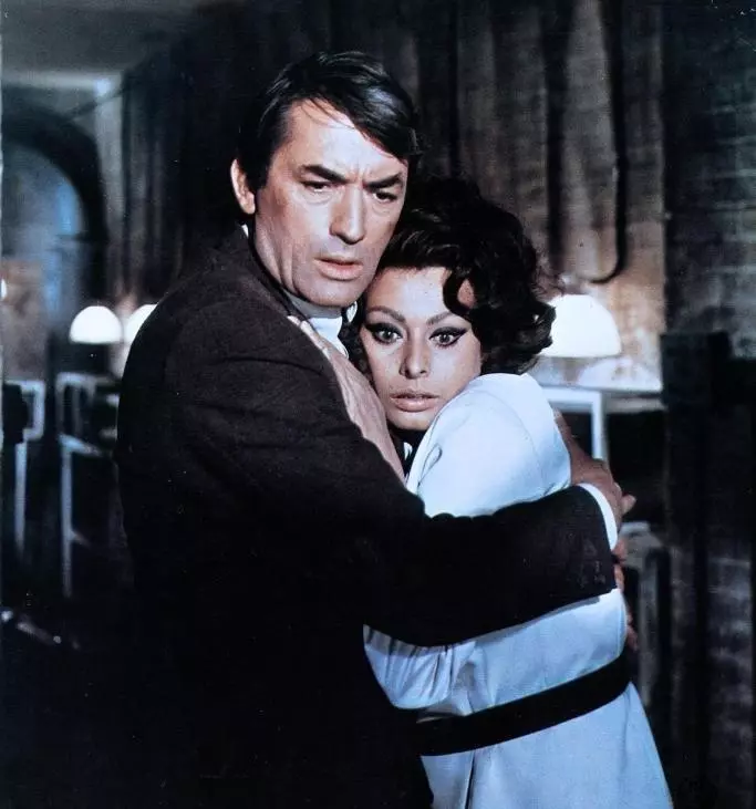 Кадр из Арабеска (1966) Кадр из Арабеска (1966)