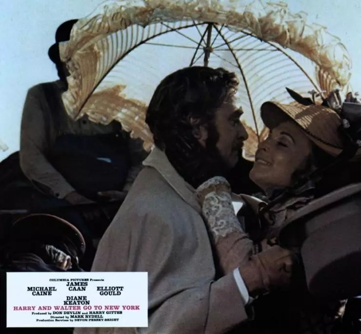 Кадр из Гарри и Уолтер следуют в Нью-Йорк (1976) Кадр из Гарри и Уолтер следуют в Нью-Йорк (1976)