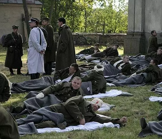 Кадр из Катынь (2007) Кадр из Катынь (2007)
