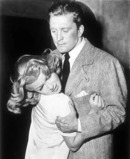 Кадр из Злые и красивые (1952) Кадр из Злые и красивые (1952)