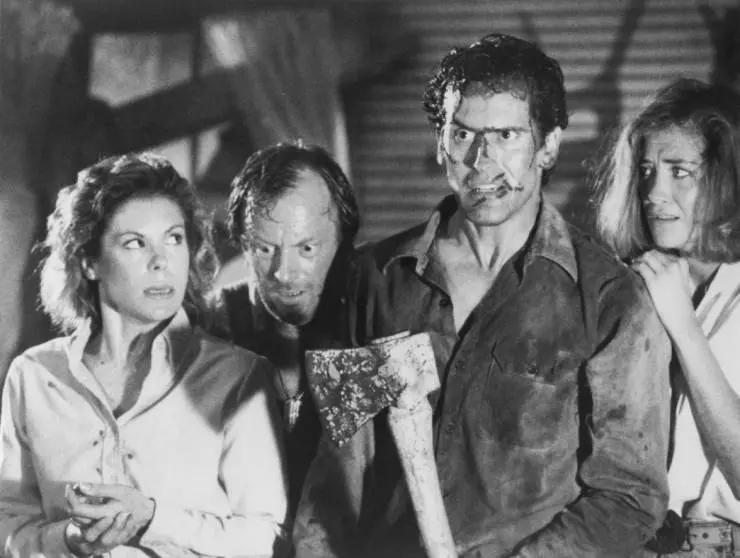 Кадр из Зловещие мертвецы 2 (1987) Кадр из Зловещие мертвецы 2 (1987)