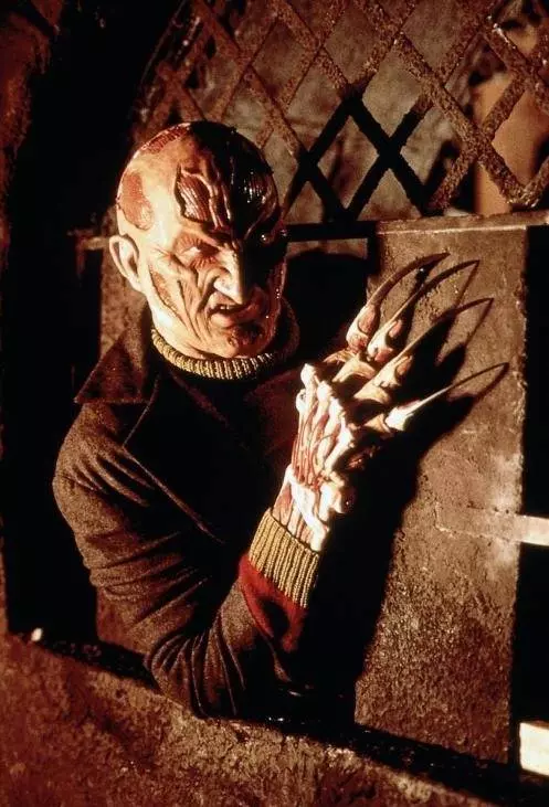 Кадр из Кошмар на улице Вязов 7 (1994) Кадр из Кошмар на улице Вязов 7 (1994)