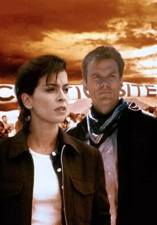 Кадр из Астероид (1997) Кадр из Астероид (1997)