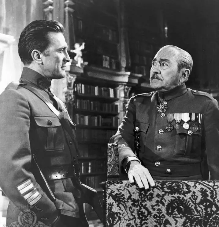 Кадр из Тропы славы (1957) Кадр из Тропы славы (1957)