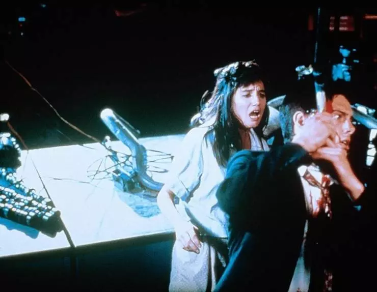 Кадр из Сокращая класс (1988) Кадр из Сокращая класс (1988)