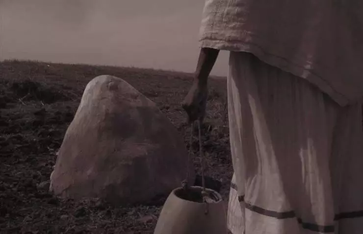 Кадр из Бети и Амар (2014) Кадр из Бети и Амар (2014)