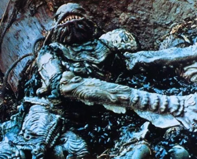 Кадр из Твари из бездны (1980) Кадр из Твари из бездны (1980)