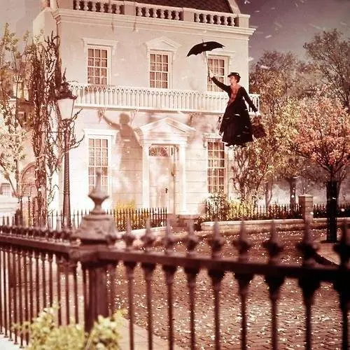 Кадр из Мэри Поппинс (1964) Кадр из Мэри Поппинс (1964)