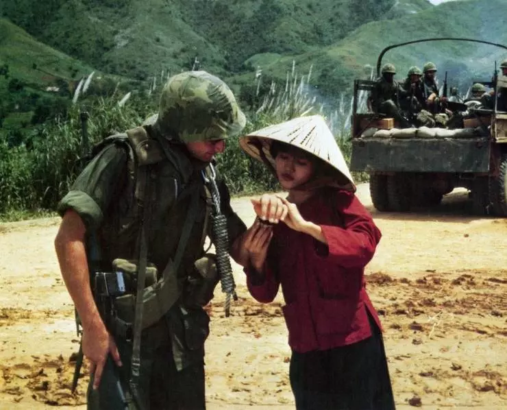 Кадр из Высота «Гамбургер» (1987) Кадр из Высота «Гамбургер» (1987)