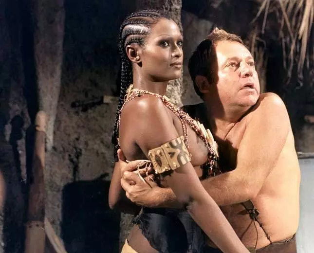 Кадр из Синьор Робинзон (1976) Кадр из Синьор Робинзон (1976)