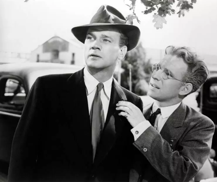Кадр из Тень сомнения (1943) Кадр из Тень сомнения (1943)