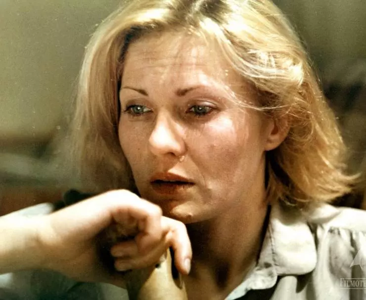Кадр из Без конца (1984) Кадр из Без конца (1984)