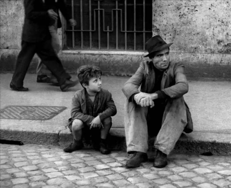 Кадр из Похитители велосипедов (1948) Кадр из Похитители велосипедов (1948)