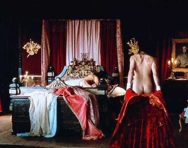 Кадр из Фаринелли-кастрат (1994) Кадр из Фаринелли-кастрат (1994)