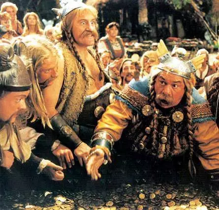 Кадр из Астерикс и Обеликс против Цезаря (1999) Кадр из Астерикс и Обеликс против Цезаря (1999)