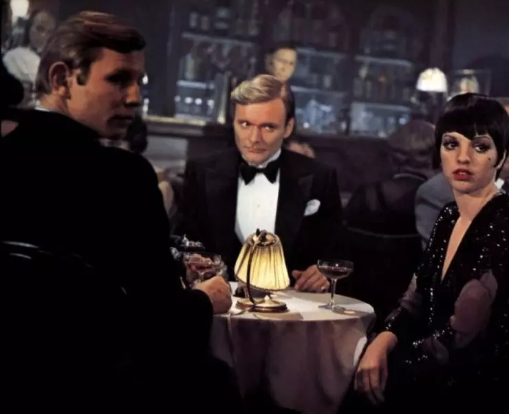 Кадр из Кабаре (1972) Кадр из Кабаре (1972)