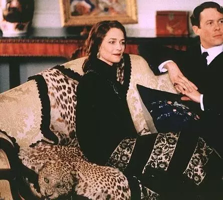 Кадр из Крылья голубки (1997) Кадр из Крылья голубки (1997)