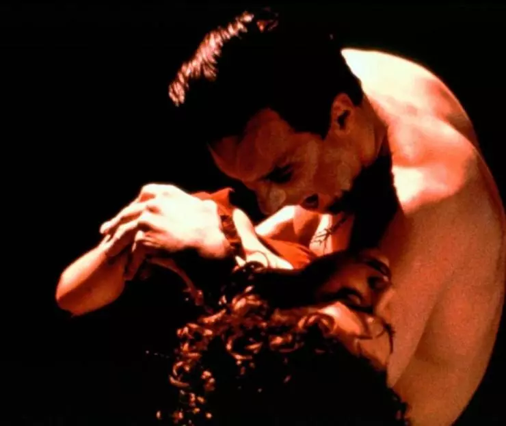 Кадр из Объятие вампира (1995) Кадр из Объятие вампира (1995)