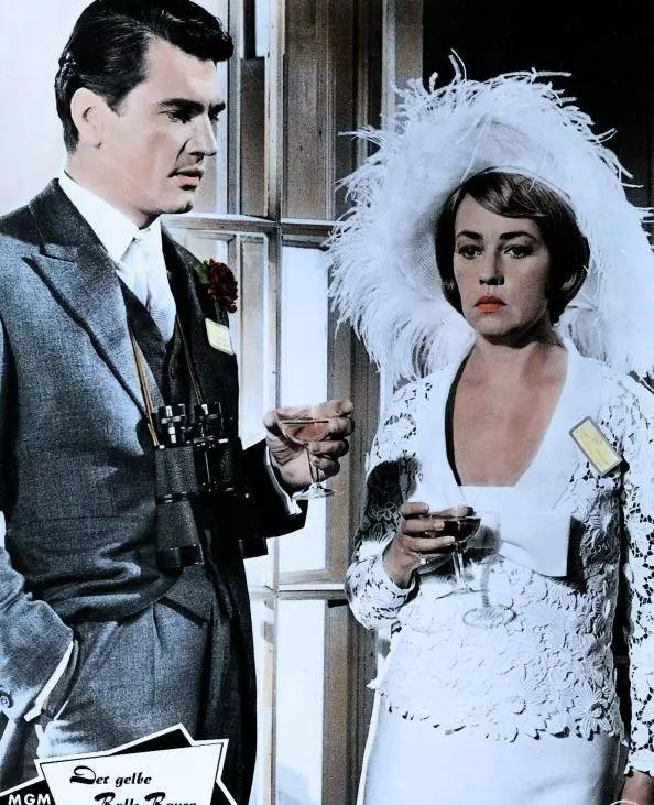 Кадр из Желтый роллс-ройс (1964) Кадр из Желтый роллс-ройс (1964)