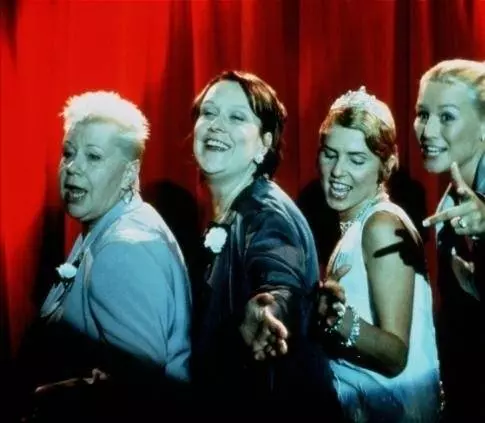 Кадр из Лондонские псы (2000) Кадр из Лондонские псы (2000)