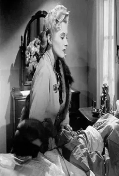 Кадр из Невидимый агент (1942) Кадр из Невидимый агент (1942)