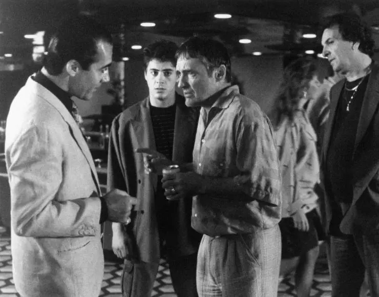 Кадр из Специалист по съему (1987) Кадр из Специалист по съему (1987)