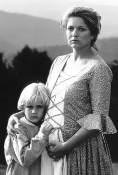 Кадр из По течению реки (1995) Кадр из По течению реки (1995)
