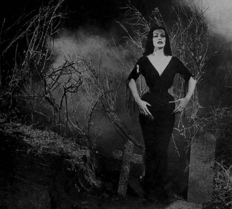 Кадр из План 9 из открытого космоса (1959) Кадр из План 9 из открытого космоса (1959)