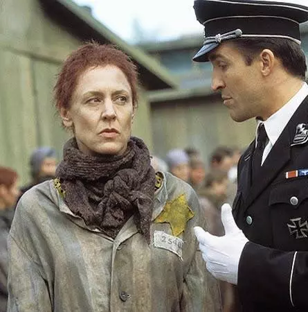 Кадр из Из пепла (2003) Кадр из Из пепла (2003)