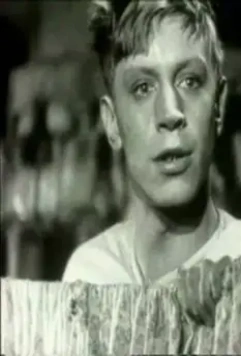 Кадр из Беспокойное хозяйство (1946) Кадр из Беспокойное хозяйство (1946)