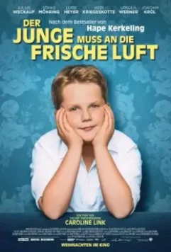 Мальчик должен быть на свежем воздухе / Der Junge muss an die frische Luft (2018)