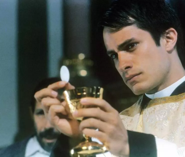 Кадр из Тайна отца Амаро (2002) Кадр из Тайна отца Амаро (2002)
