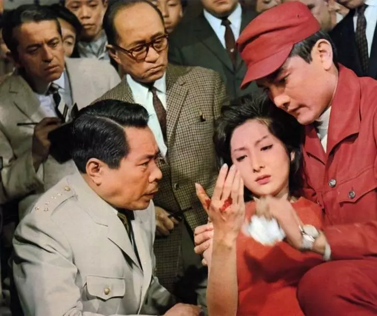 Кадр из Годзилла: Парад монстров (1968) Кадр из Годзилла: Парад монстров (1968)