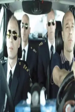 Кадр из В пяти часах от Парижа (2008) Кадр из В пяти часах от Парижа (2008)