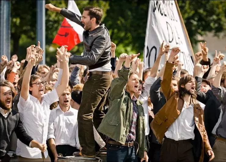 Кадр из 80 миллионов (2011) Кадр из 80 миллионов (2011)