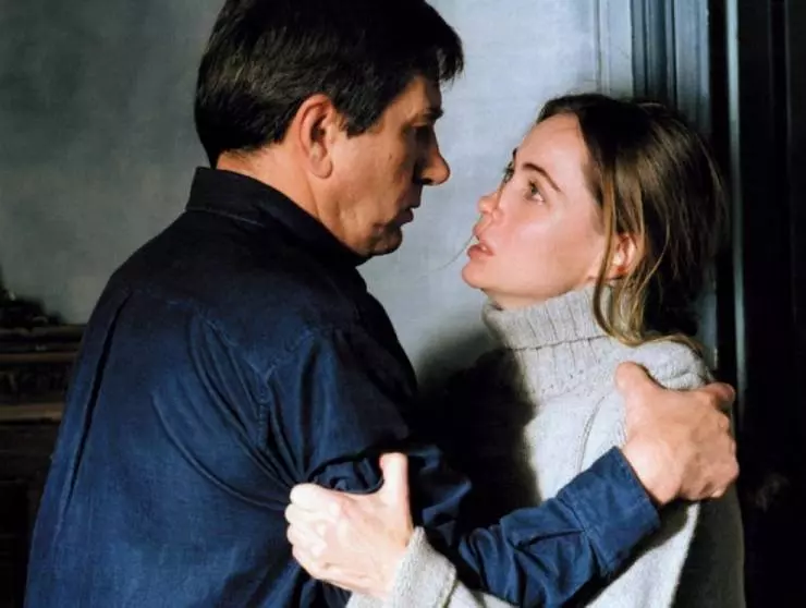 Кадр из История Мари и Жюльена (2003) Кадр из История Мари и Жюльена (2003)