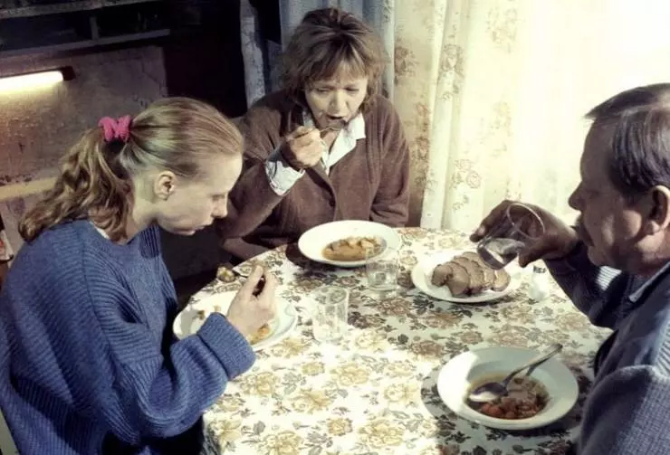 Кадр из Девушка со спичечной фабрики (1990) Кадр из Девушка со спичечной фабрики (1990)