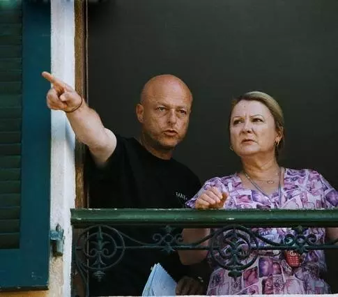 Кадр из Наша безумная жизнь (2005) Кадр из Наша безумная жизнь (2005)