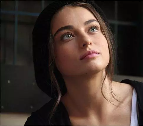 Кадр из Милая и опасная (2015) Кадр из Милая и опасная (2015)