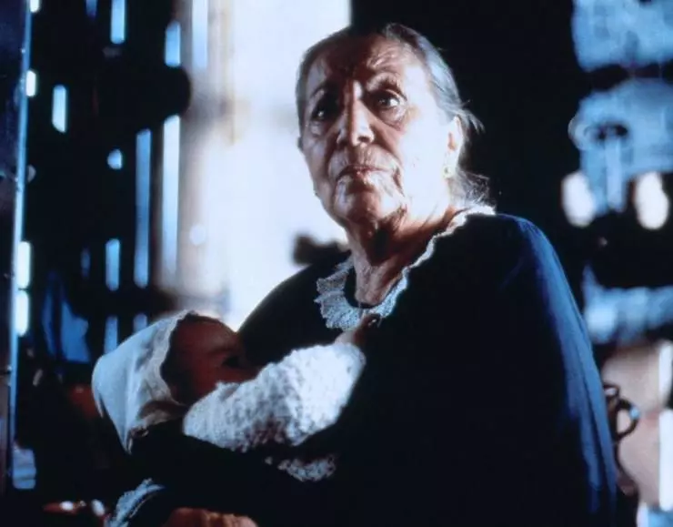 Кадр из Как вода для шоколада (1991) Кадр из Как вода для шоколада (1991)