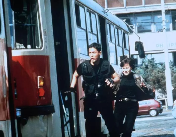Кадр из Входят орлы (1998) Кадр из Входят орлы (1998)