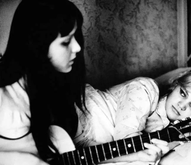 Кадр из Любовные похождения блондинки (1965) Кадр из Любовные похождения блондинки (1965)