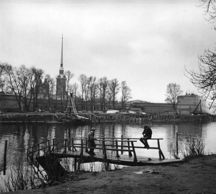 Кадр из День солнца и дождя (1967) Кадр из День солнца и дождя (1967)