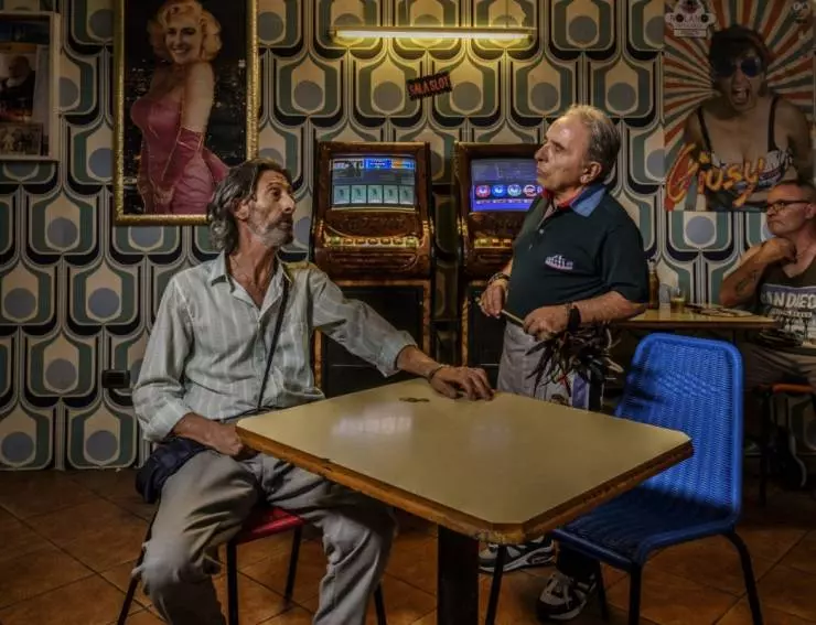 Кадр из Неаполитанские мошенники (2019) Кадр из Неаполитанские мошенники (2019)