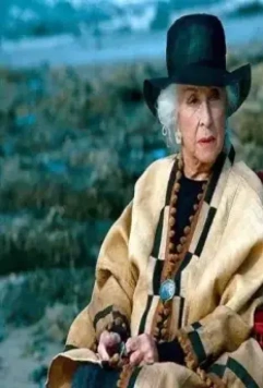 Кадр из По направлению к нулю (2007) Кадр из По направлению к нулю (2007)