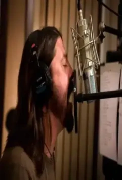 Кадр из Foo Fighters: Назад и обратно (2011) Кадр из Foo Fighters: Назад и обратно (2011)