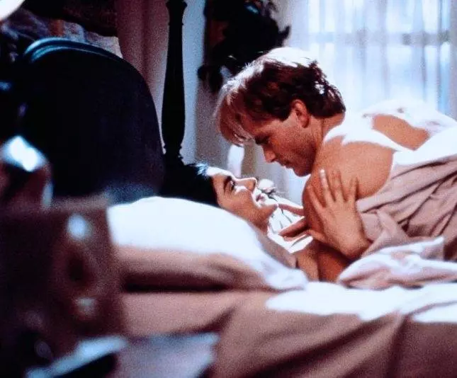 Кадр из Запретный танец (1990) Кадр из Запретный танец (1990)